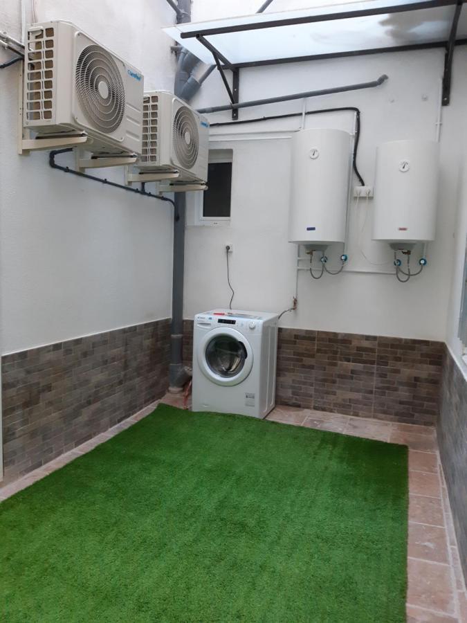 Lucky Home 1 Santa Coloma de Gramanet Екстериор снимка